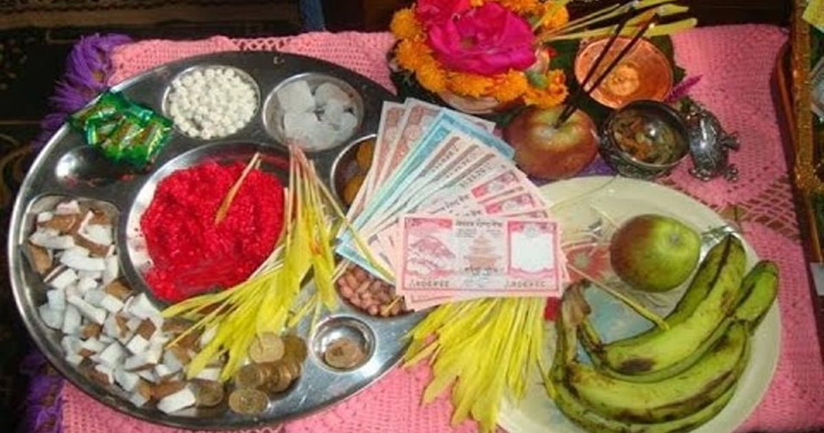 कुन देशमा दसैंको टीका लगाउने उत्तम साइत कति बजे ? (सूचीसहित)